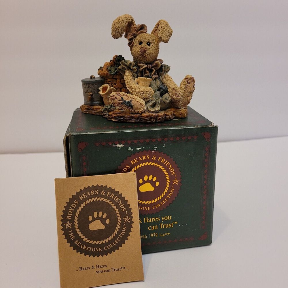 Boyds Bears Figurines, Amelia's Enterprise...Carrot Juice, Style #2258, 16E/2077